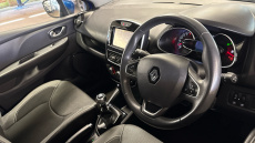 Renault Clio 1.2 TCE Dynamique Nav 5dr Petrol Hatchback